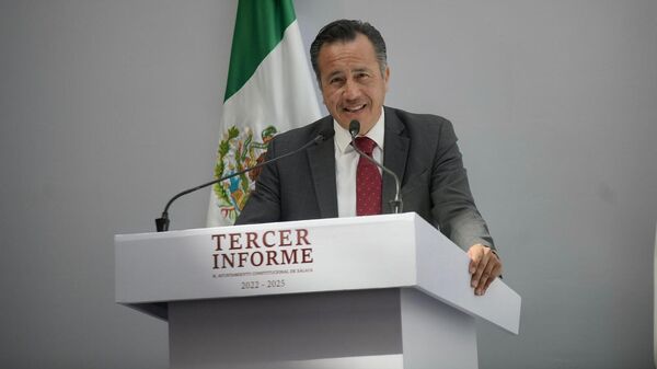 El exgobernador de Veracruz, estado cercano al golfo de México, Cuitláhuac García. - Sputnik Mundo