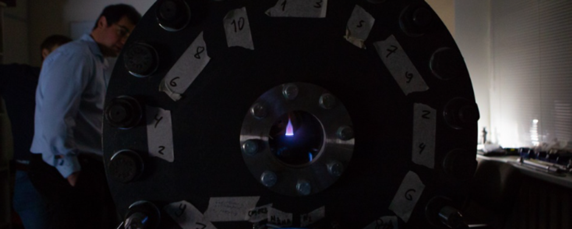 Estudio de llamas a presiones elevadas - Sputnik Mundo, 1920, 04.01.2025