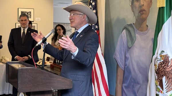 El embajador de EEUU en México, Ken Salazar. - Sputnik Mundo