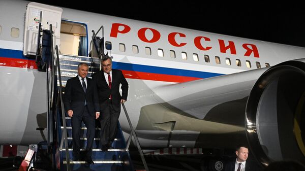El presidente de la Cámara Baja del Parlamento ruso, Viacheslav Volodin, llega a Venezuela - Sputnik Mundo