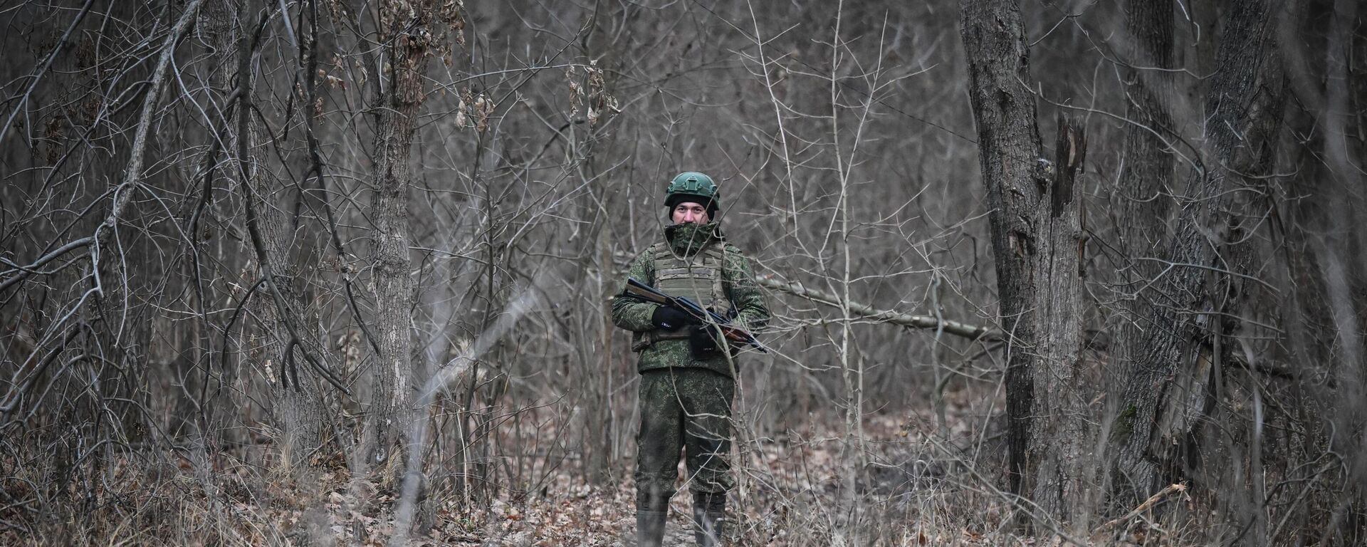 Soldado ruso en la zona de la operación militar especial en Ucrania - Sputnik Mundo, 1920, 11.01.2025