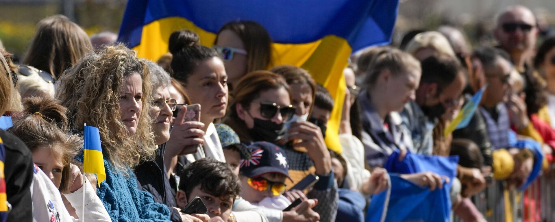 Migrantes ucranianos en Hal Far, Malta, el 3 de abril de 2022 - Sputnik Mundo, 1920, 18.01.2025