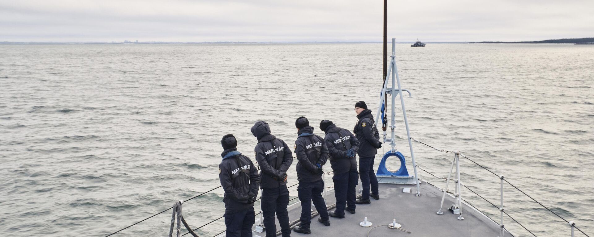 Un buque de la marina estonia navega por el mar Báltico el jueves 9 de enero de 2025, en el marco del refuerzo de las patrullas de la OTAN en la región tras el presunto sabotaje de cables submarinos. (AP Photo/Hendrik Osula) - Sputnik Mundo, 1920, 19.01.2025