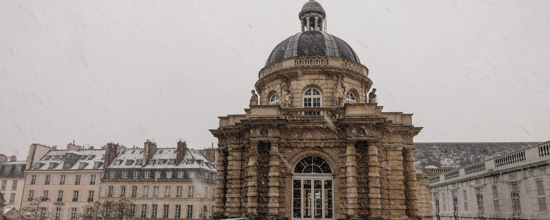 Senado de Francia - Sputnik Mundo, 1920, 23.01.2025