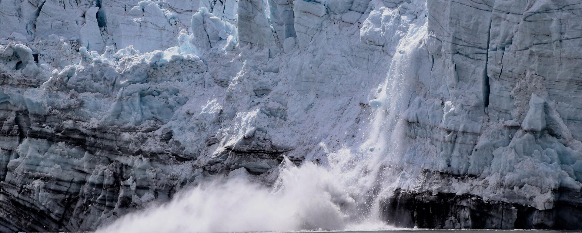 Desprendimiento de glaciares - Sputnik Mundo, 1920, 25.01.2025