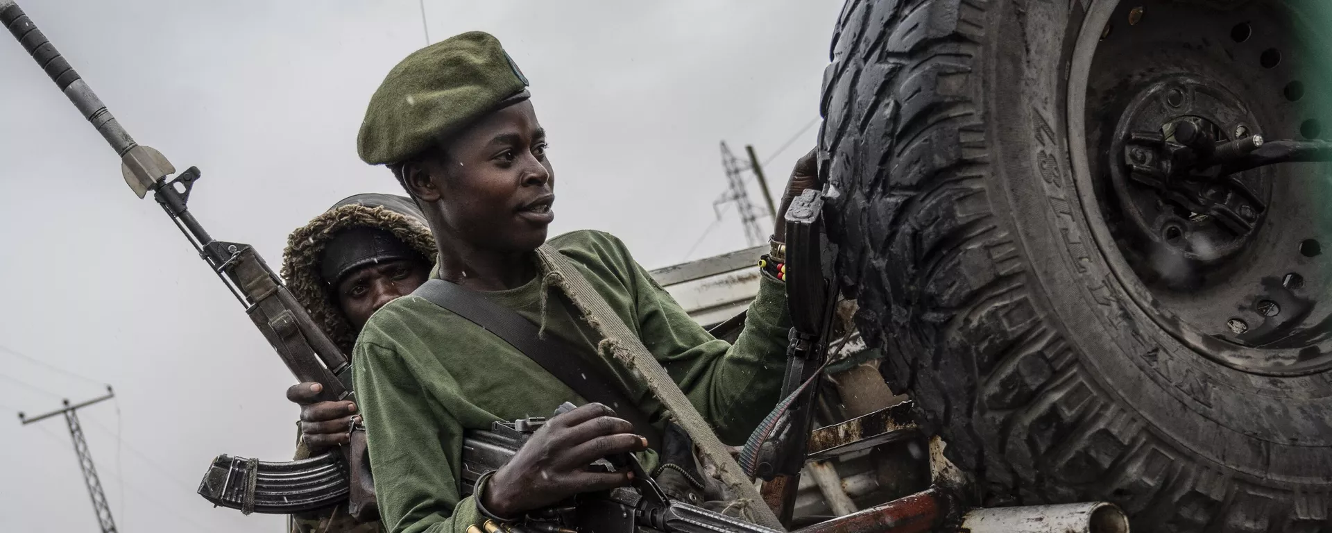 Tropas gubernamentales congoleñas se posicionan a las afueras de Goma, República Democrática del Congo, 24 de enero de 2025, mientras los rebeldes del M23 se acercan a la ciudad. - Sputnik Mundo, 1920, 25.01.2025