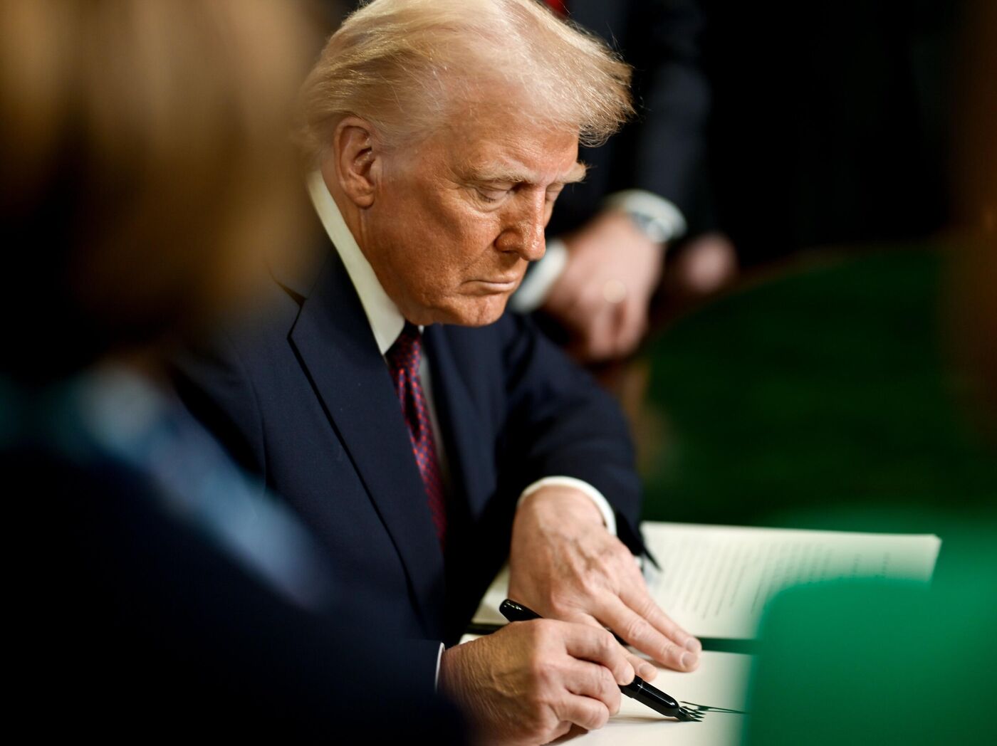 S&P advierte que los aranceles de Trump podrían ocasionar una recesión en  México - 01.02.2025, Sputnik Mundo