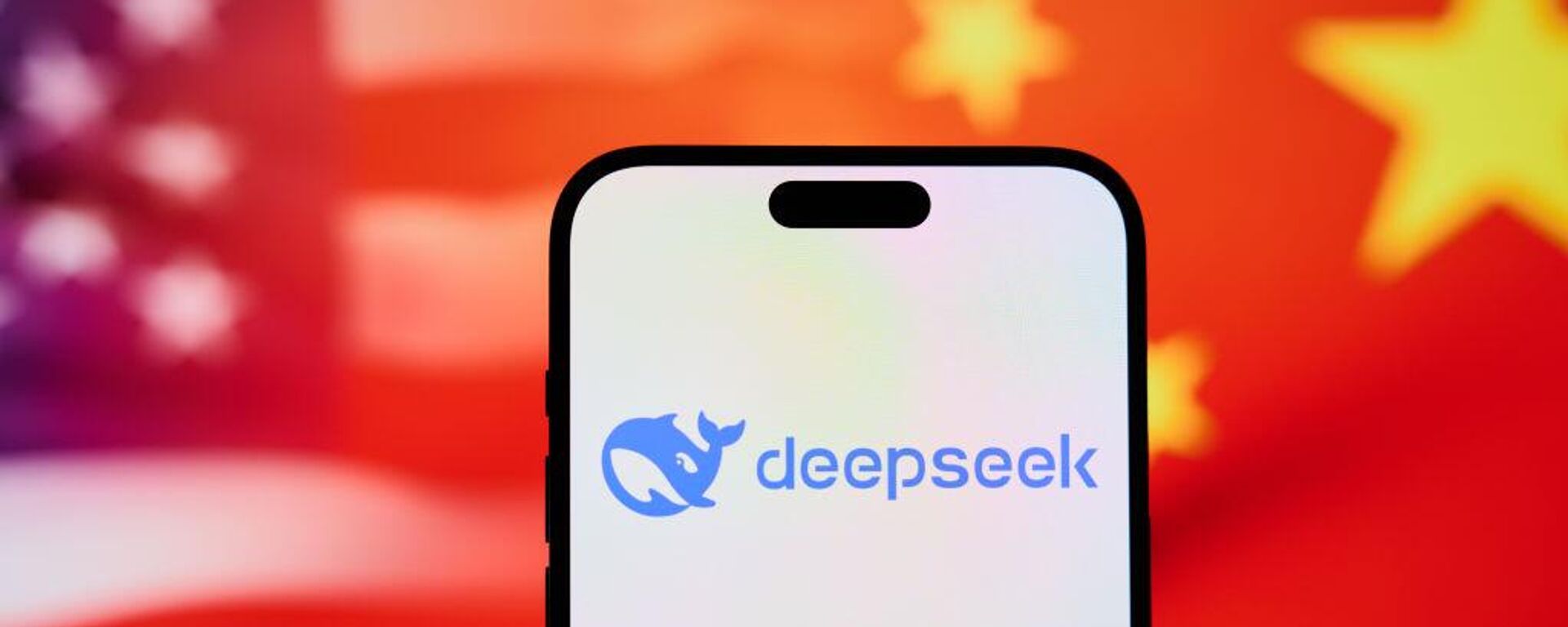 La aplicación DeepSeek AI aparece en un teléfono móvil (imagen referencial) - Sputnik Mundo, 1920, 30.01.2025