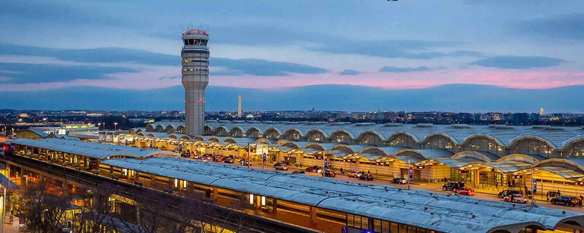 Aeropuerto Reagan en EEUU - Sputnik Mundo, 1920, 16.06.2025