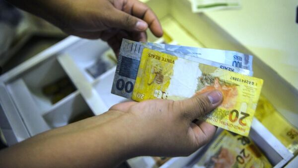 Reales brasileños - Sputnik Mundo