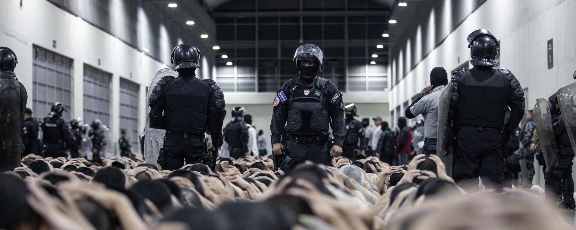 Una cárcel de máxima seguridad de El Salvador - Sputnik Mundo, 1920, 04.03.2026