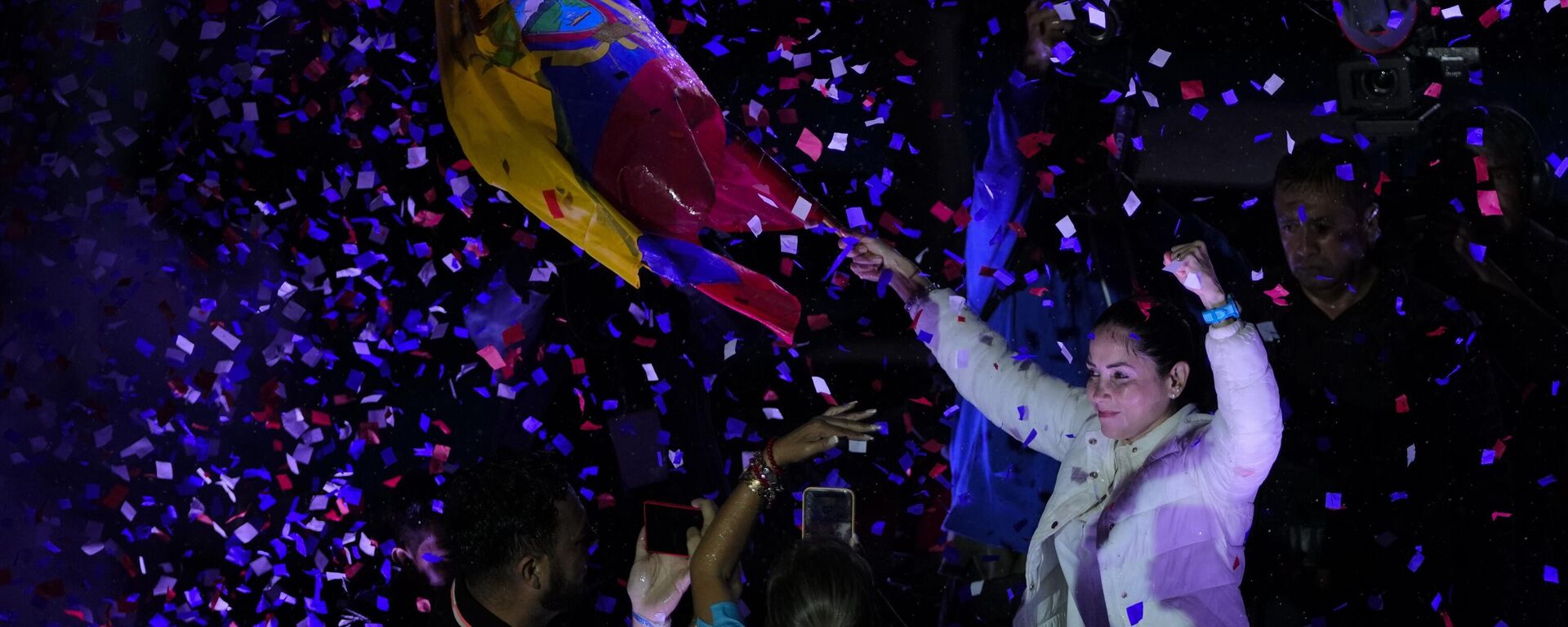 Luisa González, candidata presidencial por el Movimiento Revolución Ciudadana, hace campaña en Quito, Ecuador.  - Sputnik Mundo, 1920, 11.02.2025