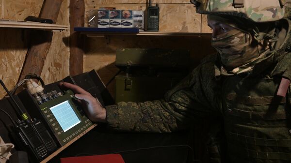 Soldado ruso en la zona de la operación militar especial  - Sputnik Mundo