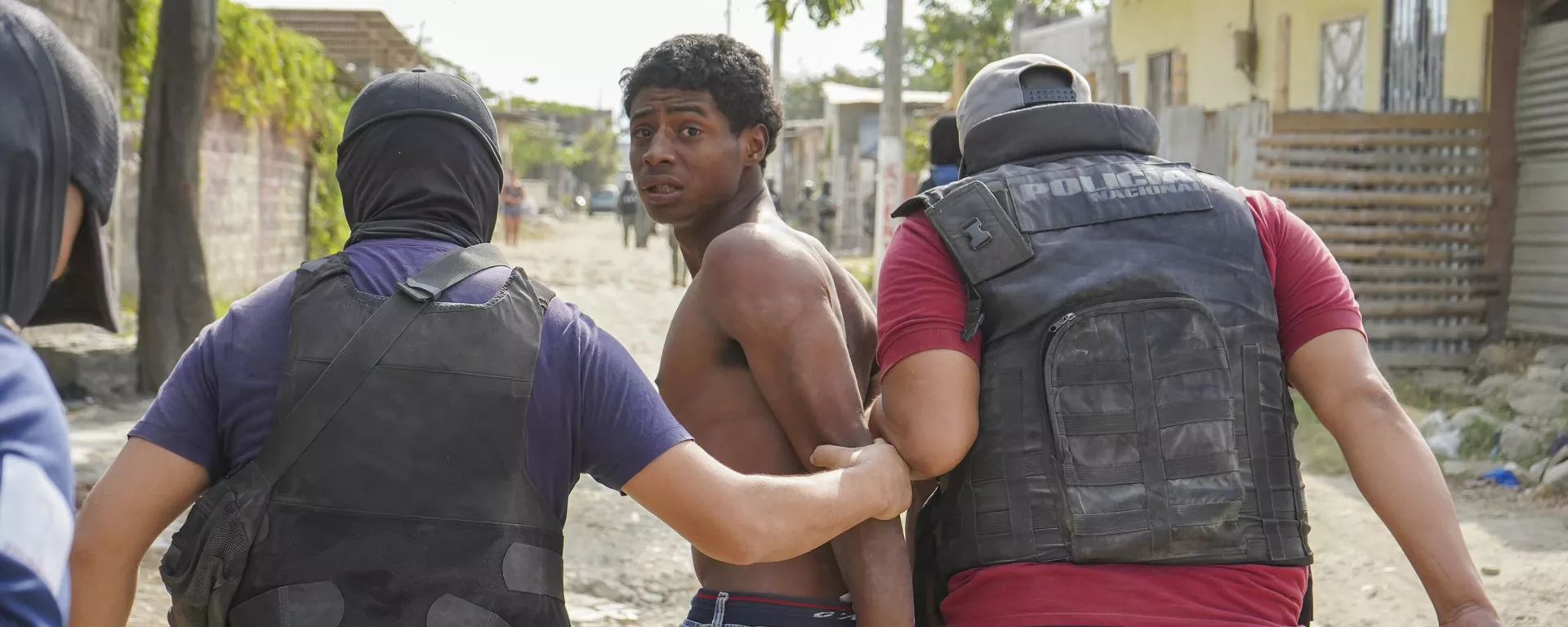 Detienen a un residente en Ecuador durante una operación policial - Sputnik Mundo, 1920, 25.02.2025