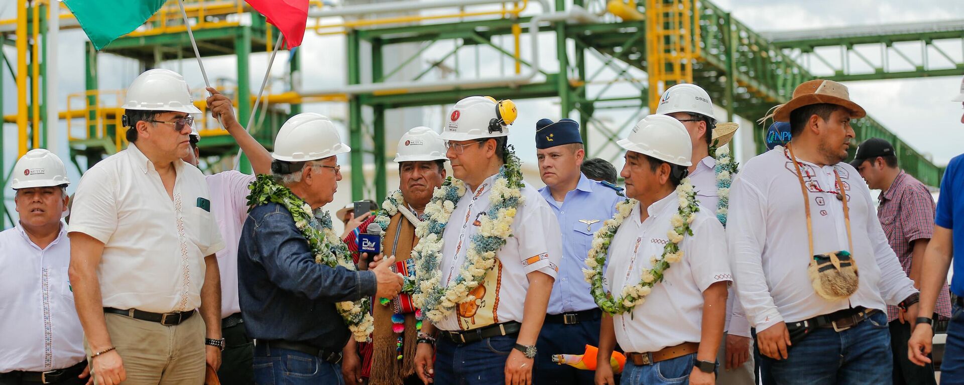 Luis Arce inaugura el Complejo Siderúrgico del Mutún Luis Arce inaugura el Complejo Siderúrgico del Mutún - Sputnik Mundo, 1920, 27.02.2025