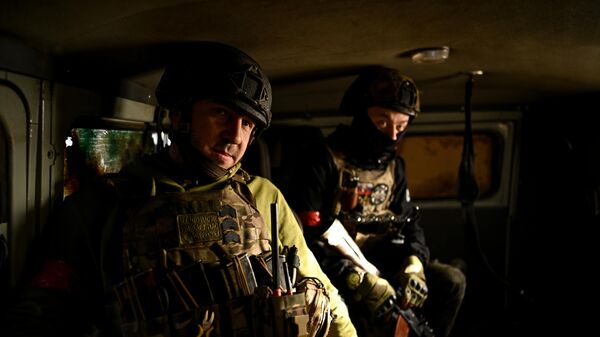 Soldados rusos en la zona de la operación militar especial - Sputnik Mundo