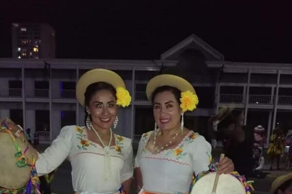 Comadres bandeñitas del Barrio San Martín - Sputnik Mundo
