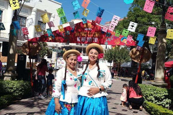 Comadres bandeñitas del Barrio San Martín - Sputnik Mundo