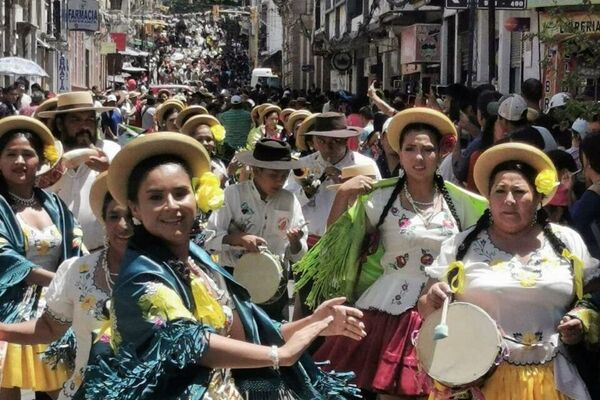 Comadres bandeñitas del Barrio San Martín - Sputnik Mundo