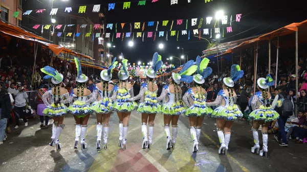 Carnaval de Oruro en Bolivia - Sputnik Mundo