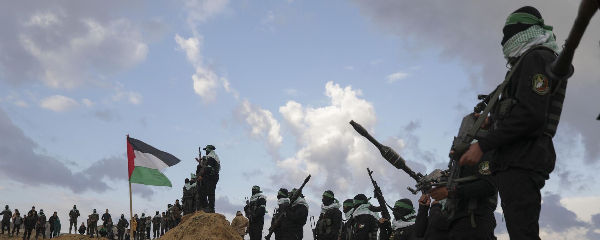 Combatientes de Hamás (imagen referencial) - Sputnik Mundo, 1920, 08.03.2025