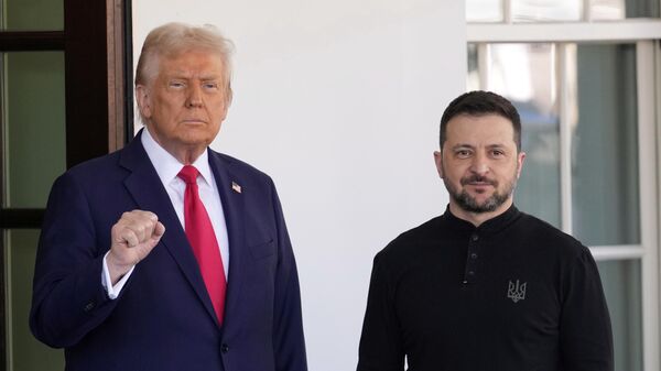 El presidente de EEUU, Donald Trump, y Volodímir Zelenski  - Sputnik Mundo