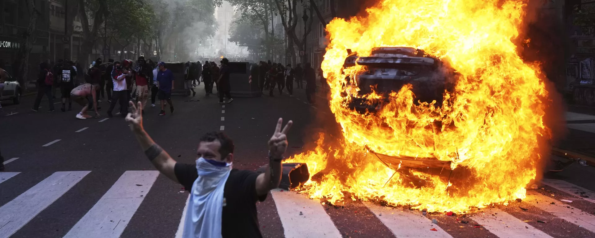 Protestas en Argentina contra Milei - Sputnik Mundo, 1920, 15.03.2025