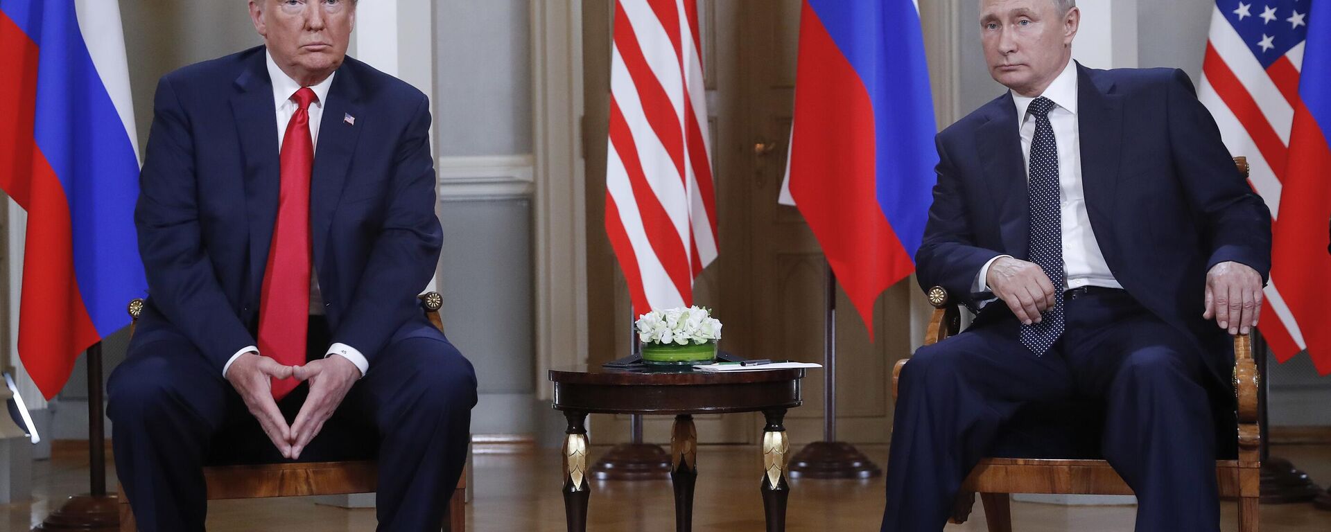 El presidente de Estados Unidos, Donald Trump y el presidente ruso, Vladímir Putin - Sputnik Mundo, 1920, 12.07.2025