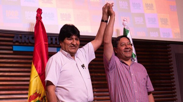 Evo Morales y Luis Arce, expresidente y presidente de Bolivia, respectivamente - Sputnik Mundo