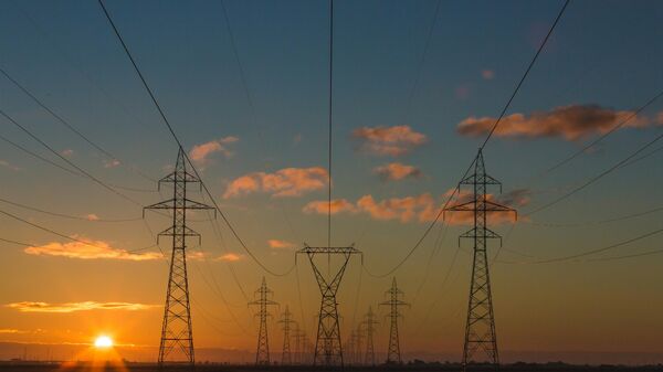 Líneas eléctricas (imagen referencial) - Sputnik Mundo