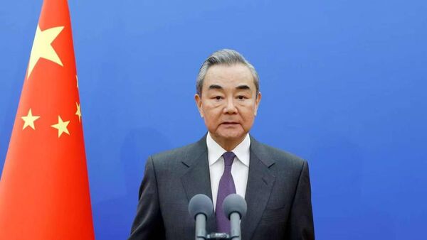 El ministro de Exteriores chino, Wang Yi - Sputnik Mundo