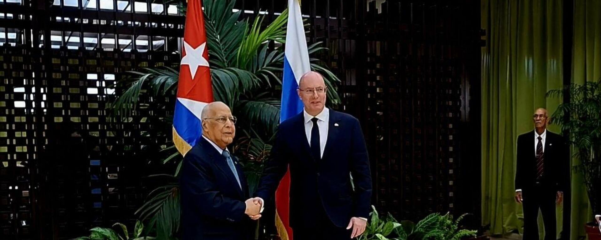 Ricardo Cabrisas Ruiz y Dmitri Chernishenko - Sputnik Mundo, 1920, 04.04.2025