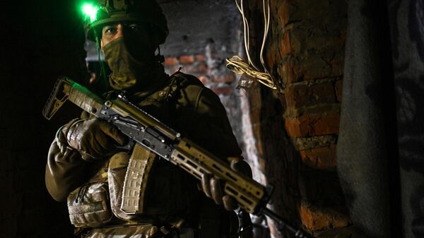 Soldado ruso en la región de Kursk  - Sputnik Mundo