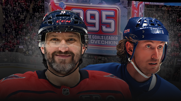 El mejor jugador de hockey del planeta: Ovechkin establece un récord histórico en la NHL - Sputnik Mundo