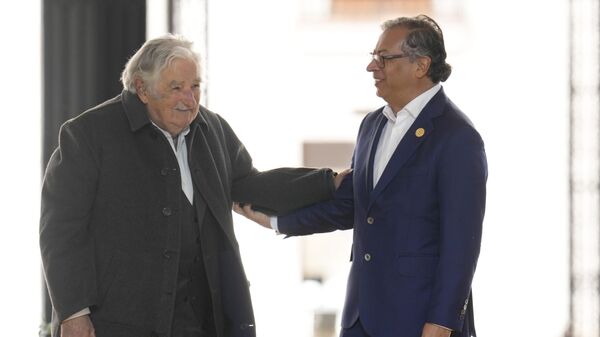 José Mujica y Gustavo Petro (archivo) - Sputnik Mundo