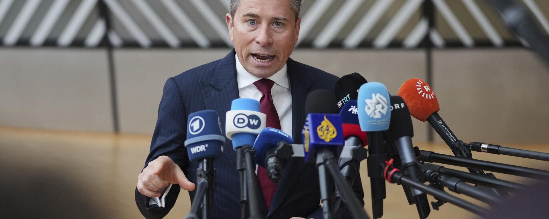 Tom Fletcher, director de la Oficina de Coordinación de Asuntos Humanitarios de Naciones Unidas (OCHA, por sus siglas en inglés) - Sputnik Mundo, 1920, 22.04.2026