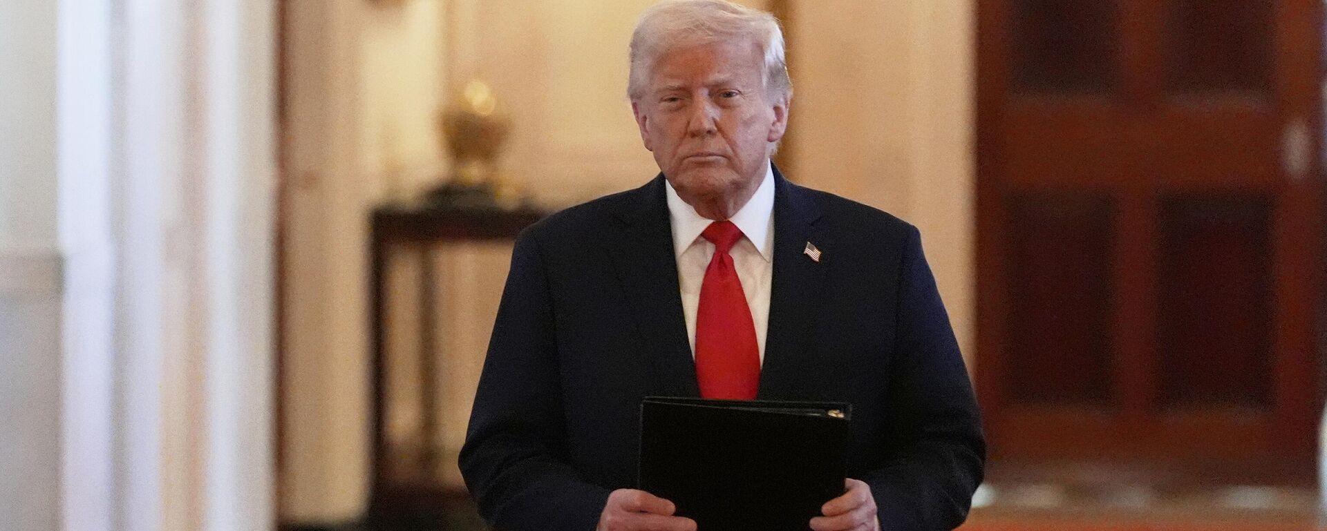 El presidente de Estados Unidos, Donald Trump. - Sputnik Mundo, 1920, 16.04.2025