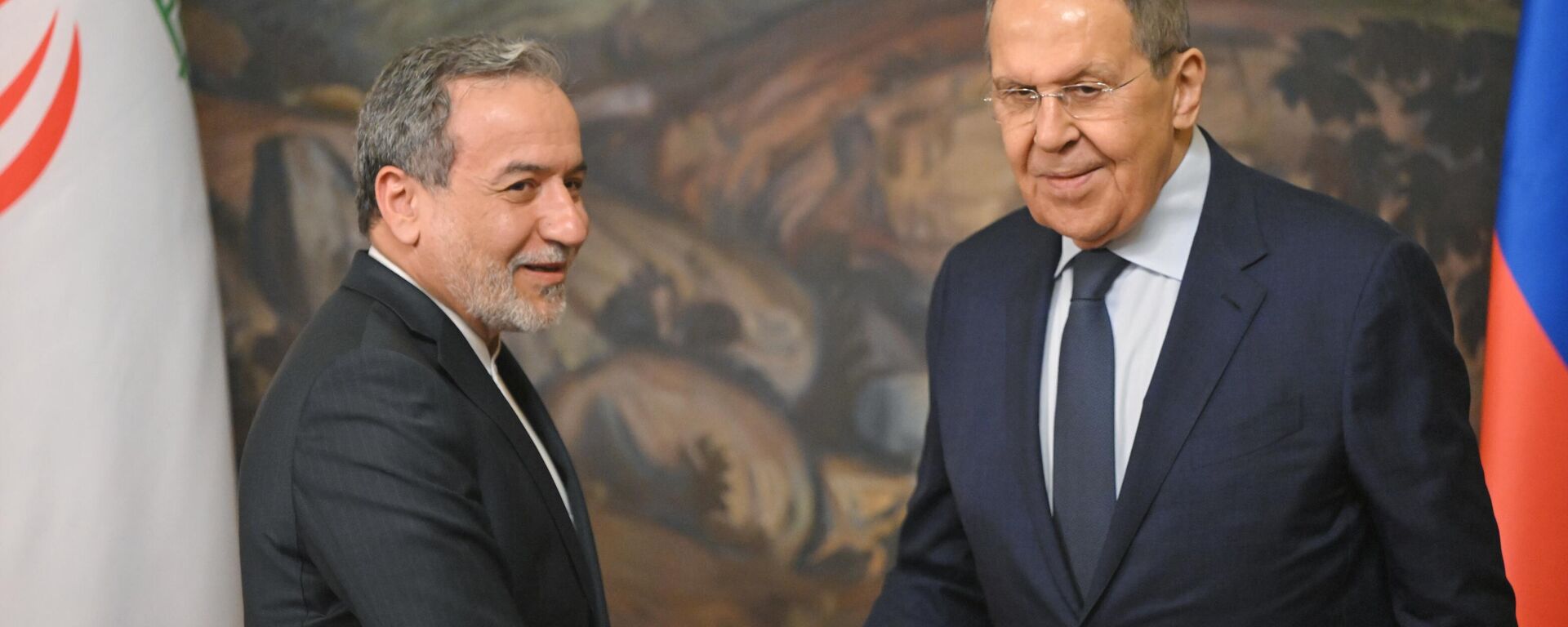 Abás Aragchi, canciller de Irán, y Serguéi Lavrov, canciller ruso - Sputnik Mundo, 1920, 18.04.2025