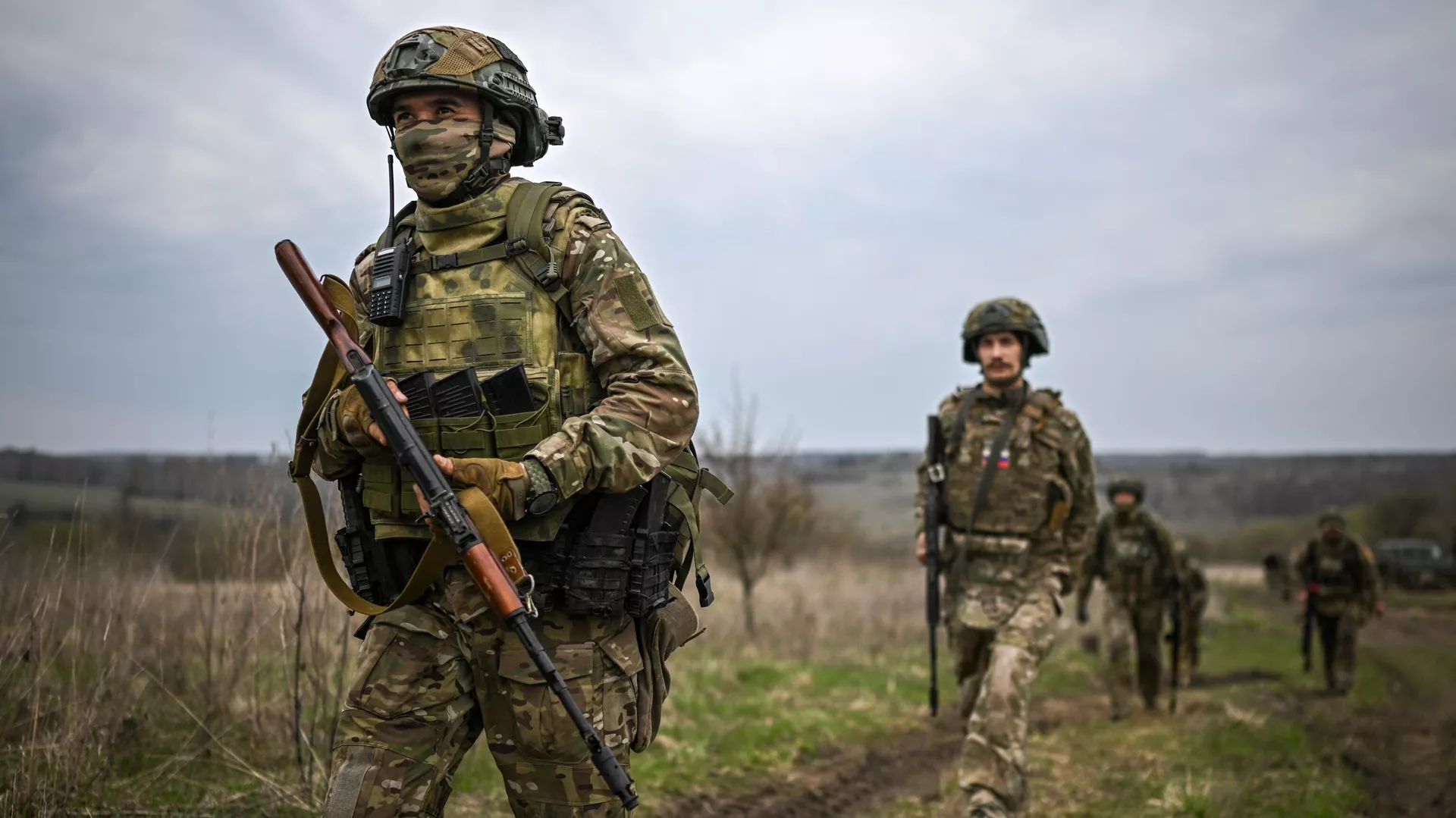Soldados rusos durante un entrenamiento en la región de Kursk