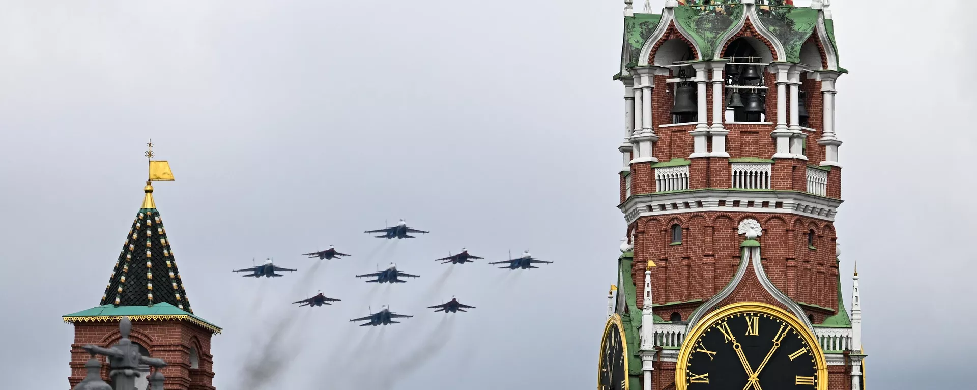 Desfile con motivo del Día de la Victoria en Moscú, 2024  - Sputnik Mundo, 1920, 08.05.2025