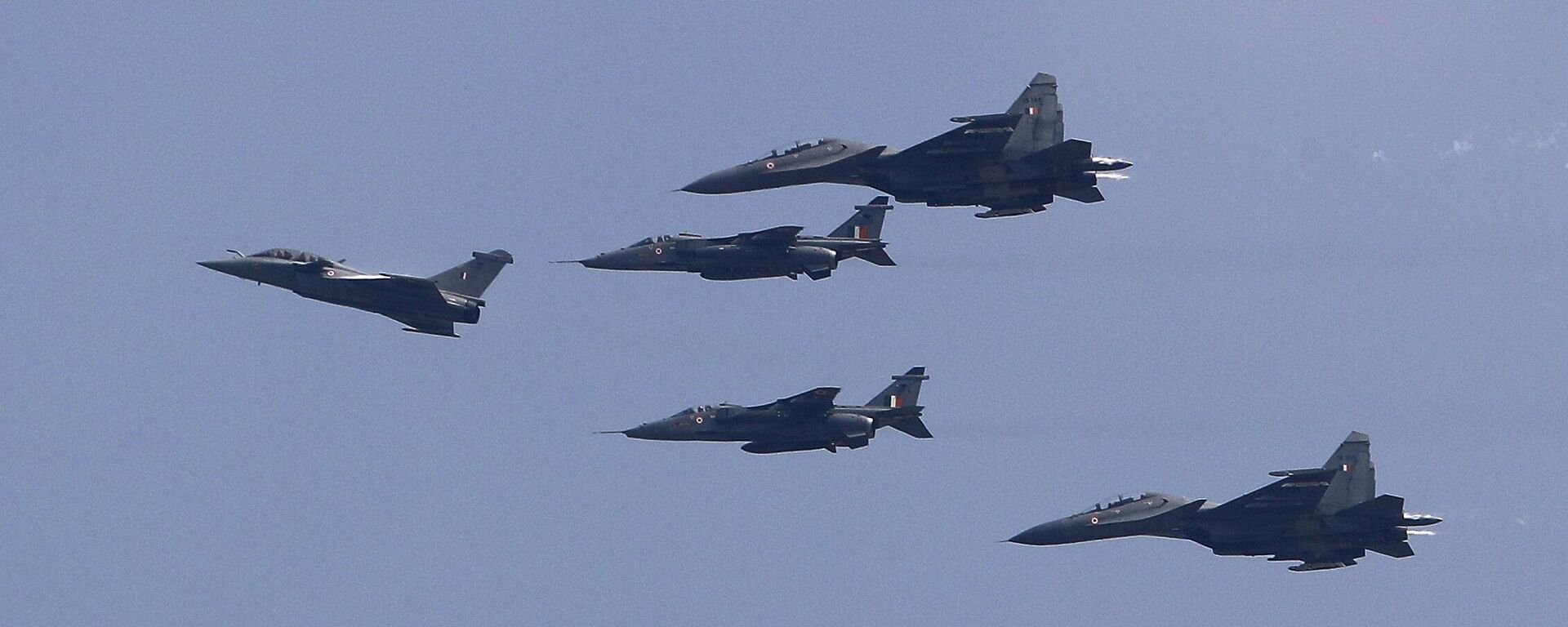 Aviones de combate de las Fuerzas Armadas de la India - Sputnik Mundo, 1920, 06.05.2025