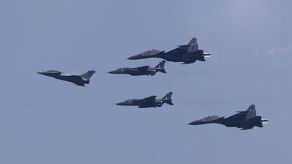 Aviones de combate de las Fuerzas Armadas de la India - Sputnik Mundo