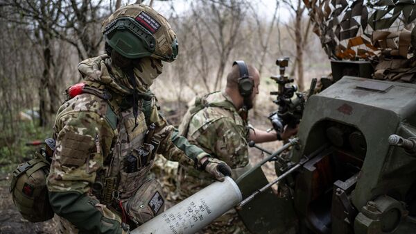 Soldados rusos en la zona de la operación militar especial  - Sputnik Mundo