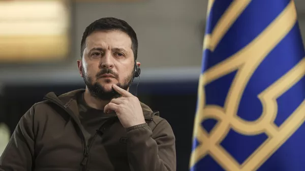 Volodímir Zelenski, ofrece una rueda de prensa en la estación de metro de la Plaza de la Independencia en Kiev, Ucrania, el 23 de abril de 2022   - Sputnik Mundo