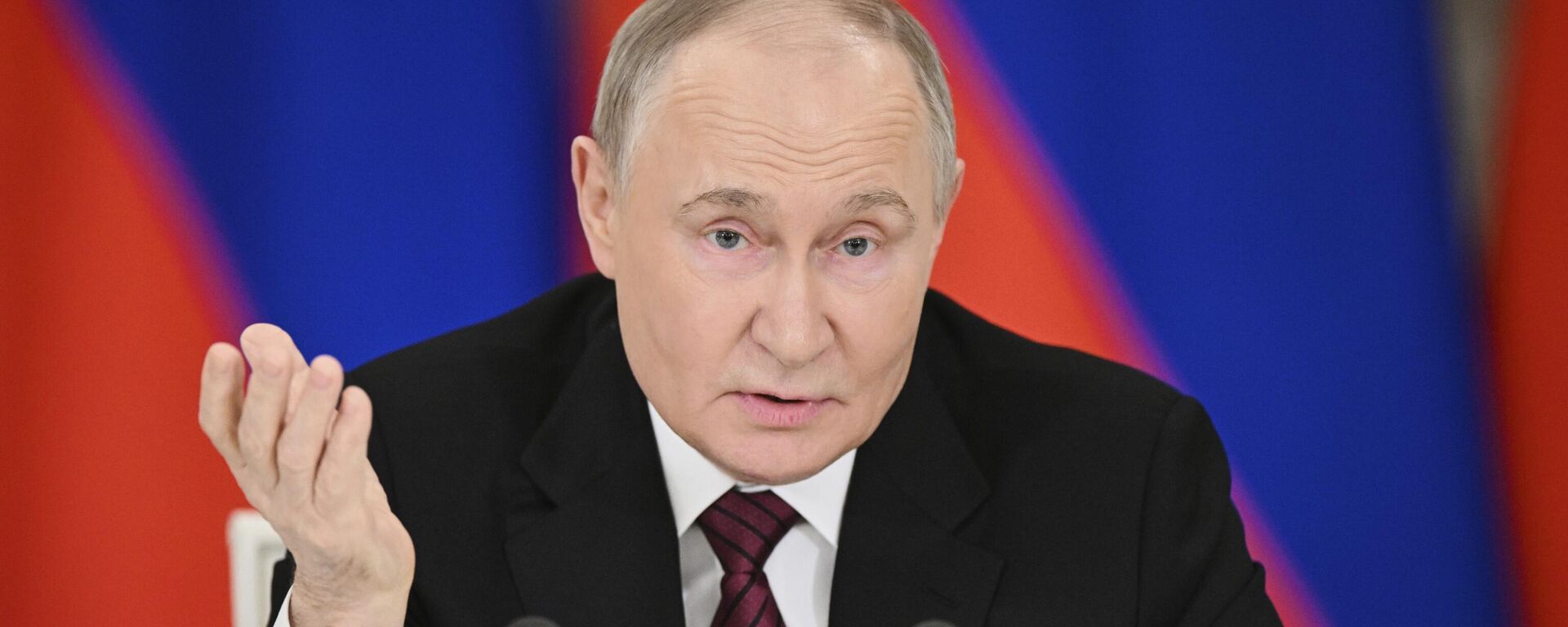 El presidente ruso, Vladímir Putin. - Sputnik Mundo, 1920, 11.05.2025