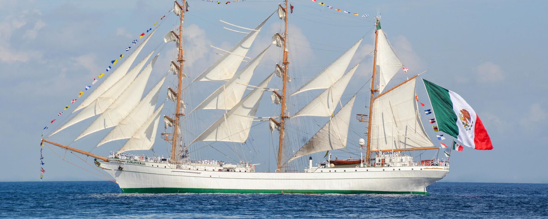 El velero mexicano Cuauhtémoc. Imagen de archivo. - Sputnik Mundo, 1920, 19.05.2025