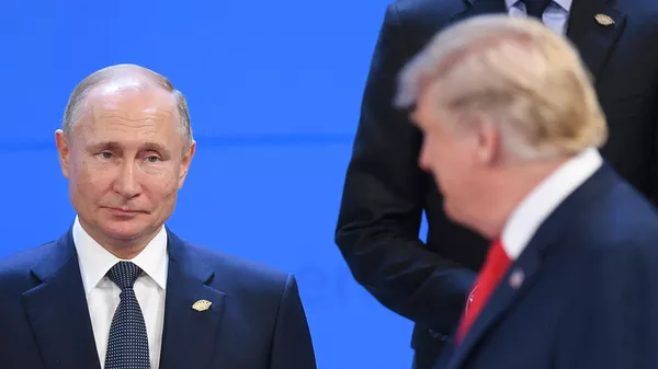 Vladímir Putin, presidente de Rusia, y Donald Trump, presidente de EEUU - Sputnik Mundo
