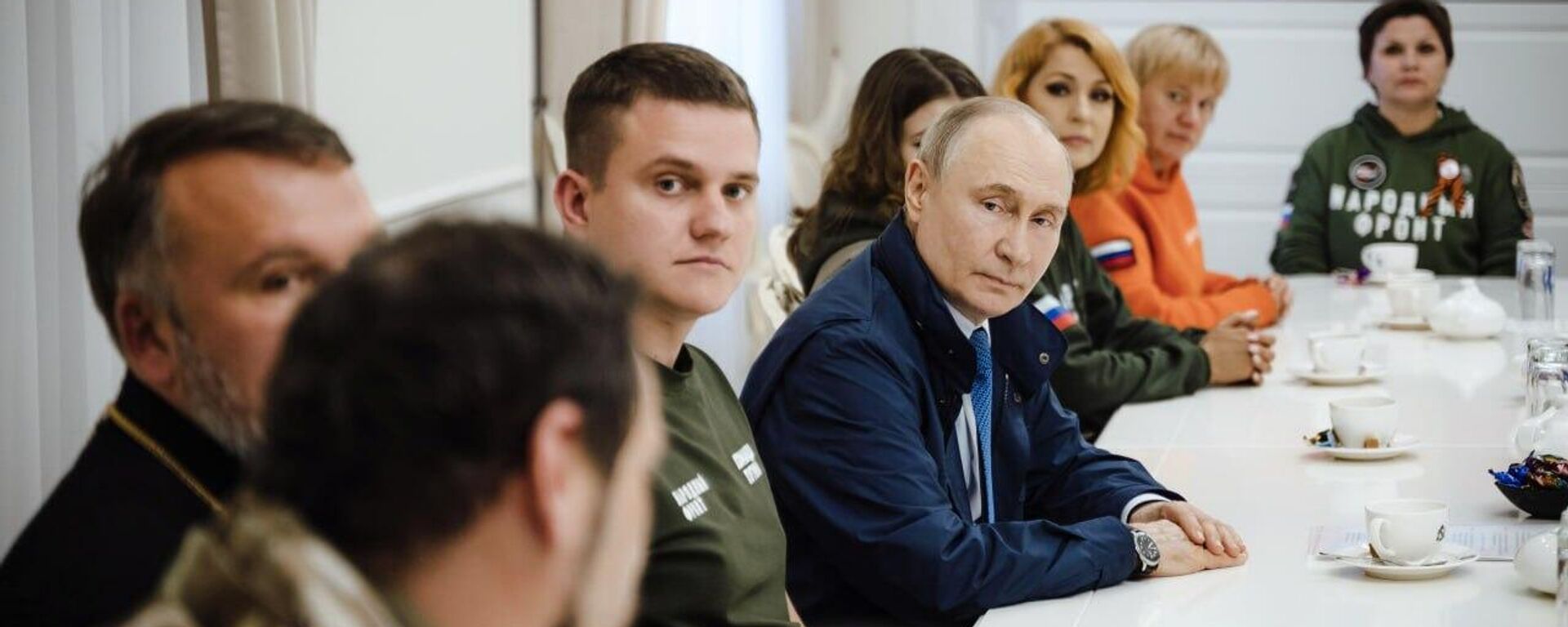 Vladímir Putin, presidente de Rusia, durante su visita en la región de Kursk - Sputnik Mundo, 1920, 21.05.2025