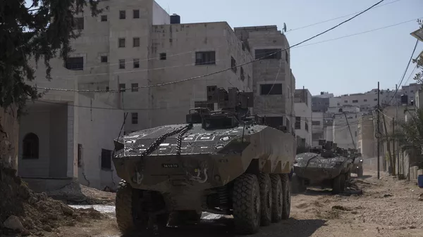 Fuerzas israelíes en la ciudad de Yenín, en Cisjordania - Sputnik Mundo