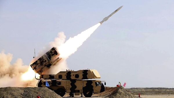 Un simulacro militar de las Fuerzas Armadas de Irán en el sur del pais persa.  - Sputnik Mundo